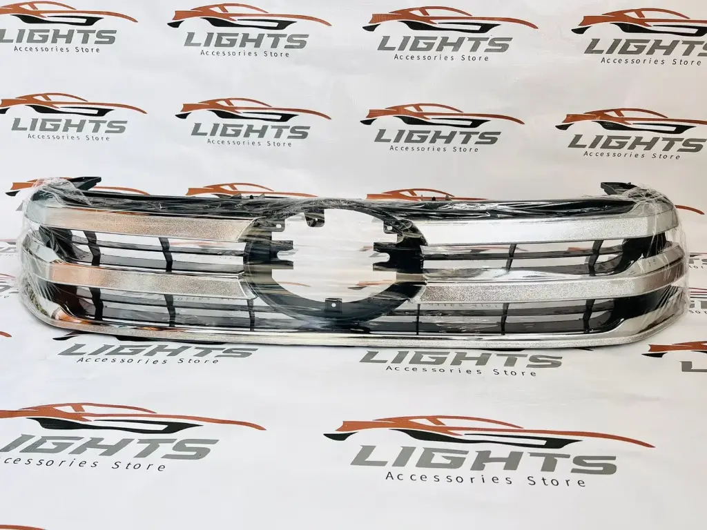 Parrilla frontal compatible con Toyota Hilux 2016-2020.
