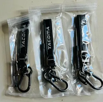 Llaveros para Toyota y Honda.