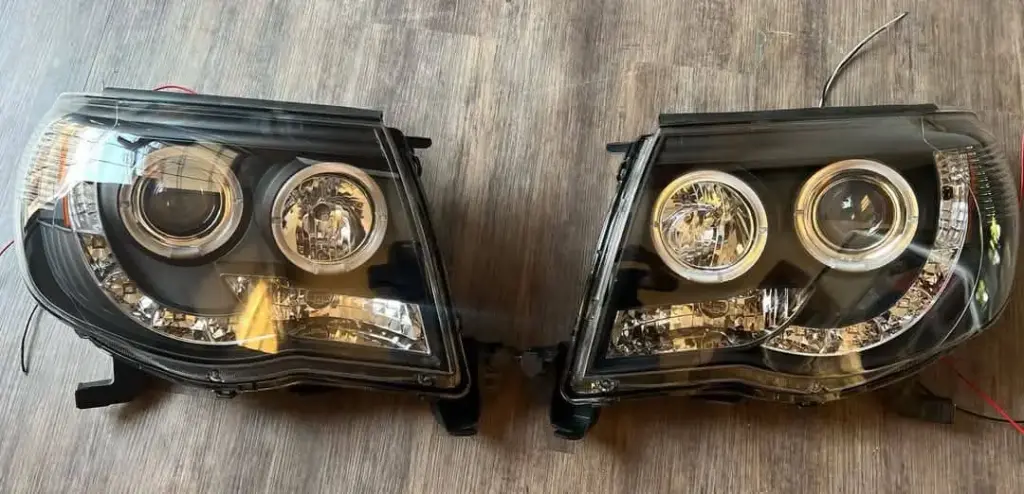 Focos  Led de fondo negro compatibles con Toyota Tacoma 2005-2011.