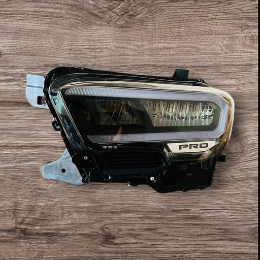[TACOMA 2022-1] Focos Led PRO compatibles con Toyota Tacoma 2016-2023.
