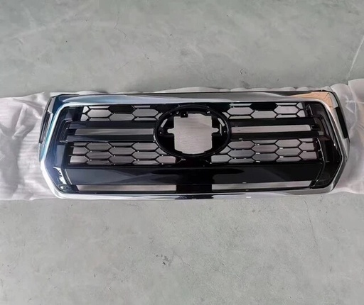 [XT-REVO-18-008] Parrilla superior cromada compatible con Toyota Hilux Rocco 2018-2020.
